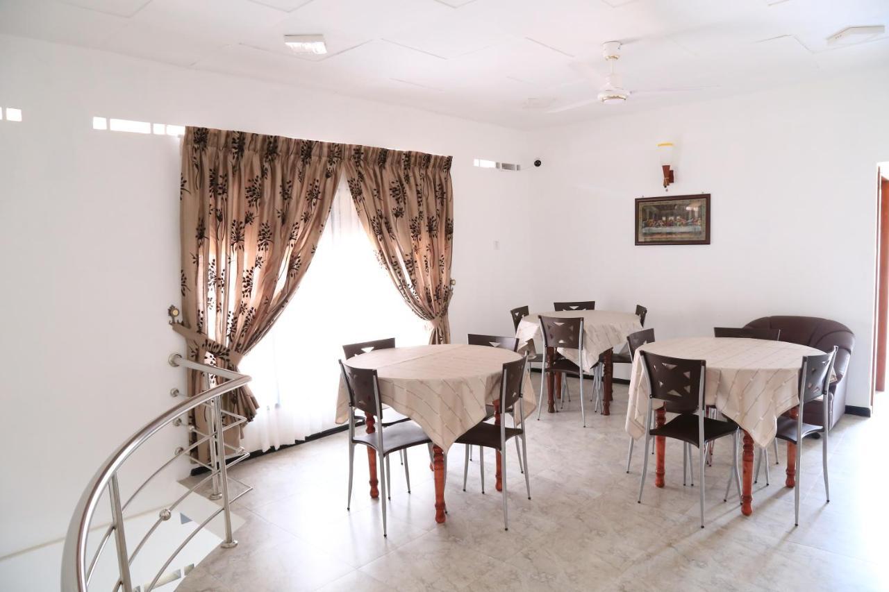 Yaarl Holiday Jaffna Eksteriør bilde